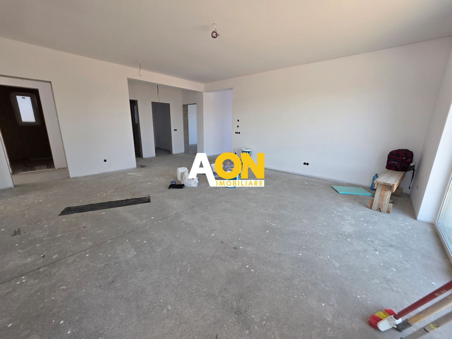 Casa 4 Camere, 2 Bai, 610mp Teren Zona Alba Micesti - Poză 4