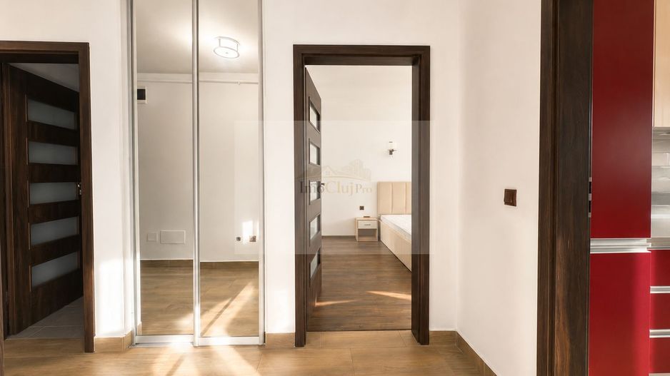 Vânzare ap. 2 camere decomandat, etaj 5, Iulius Mall, parcare - Poză 12