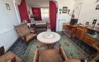 Casă cu 7 camere, în spatele stadionului - Poză 3