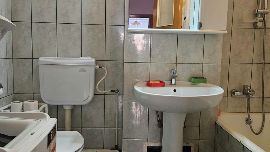 Bisericii Romane, apartament cu loc de parcare propriu, ideal  pentru studenti - Poză 10