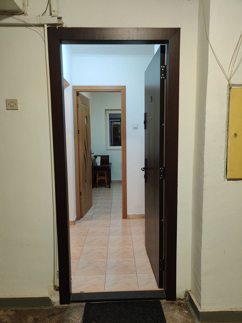 Garsonieră Baba Novac, balcon, decomandată, etaj 5, Pet friendly - Poză 2