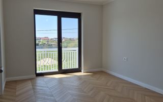 Locuinta individuala cu garaj si teren de 1000mp - Poză 23