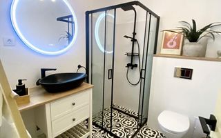 Vand apartament 2 camere, Centru,  finisaje de lux - Poză 7