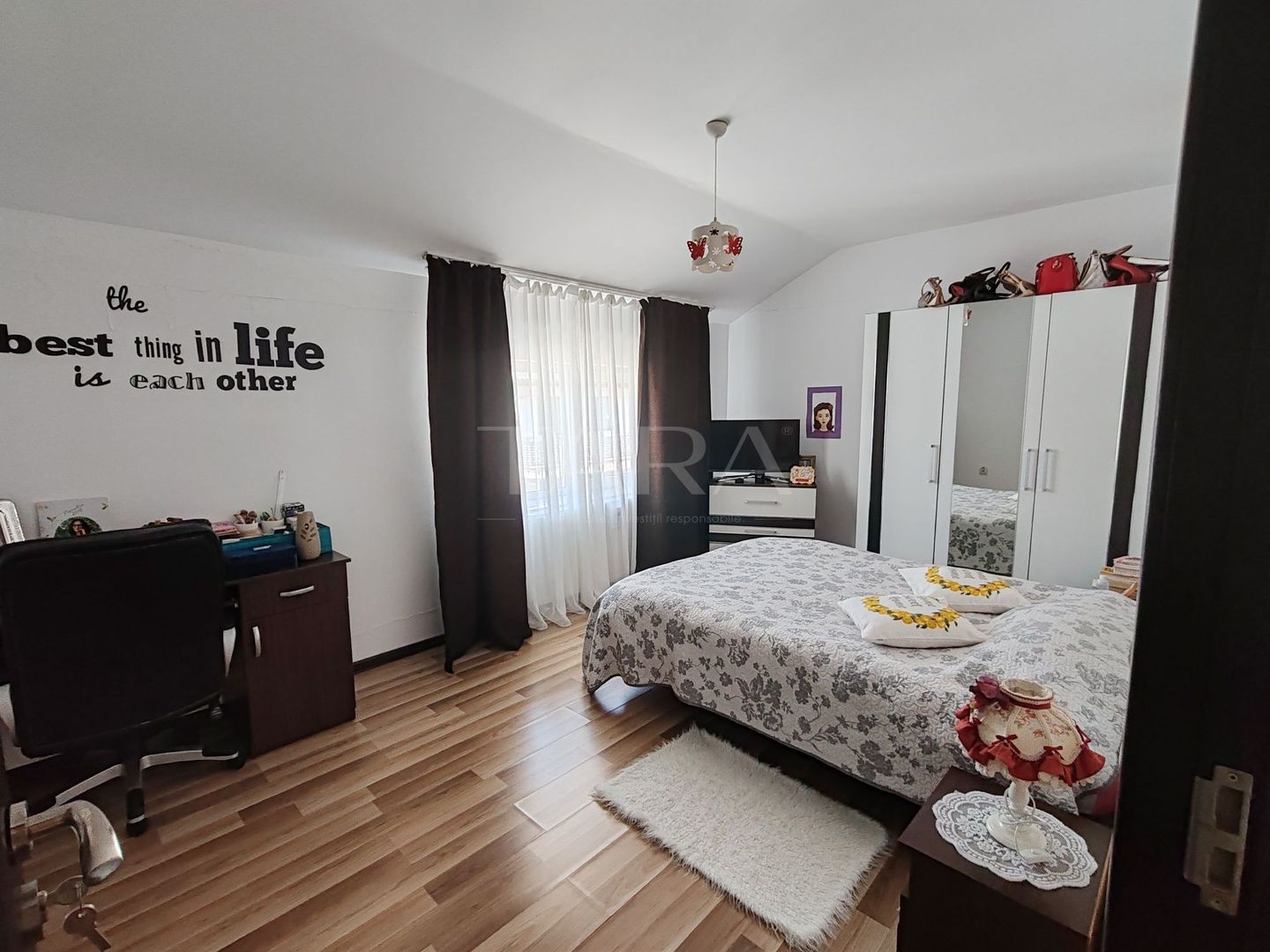 Apartament cu 3 camere, 81 mp, 2 balcoane de 18 mp, zona Panemar. - Poză 6