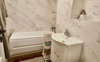 Apartament 4 camere /etaj 1 / Ostroveni - Poză 4