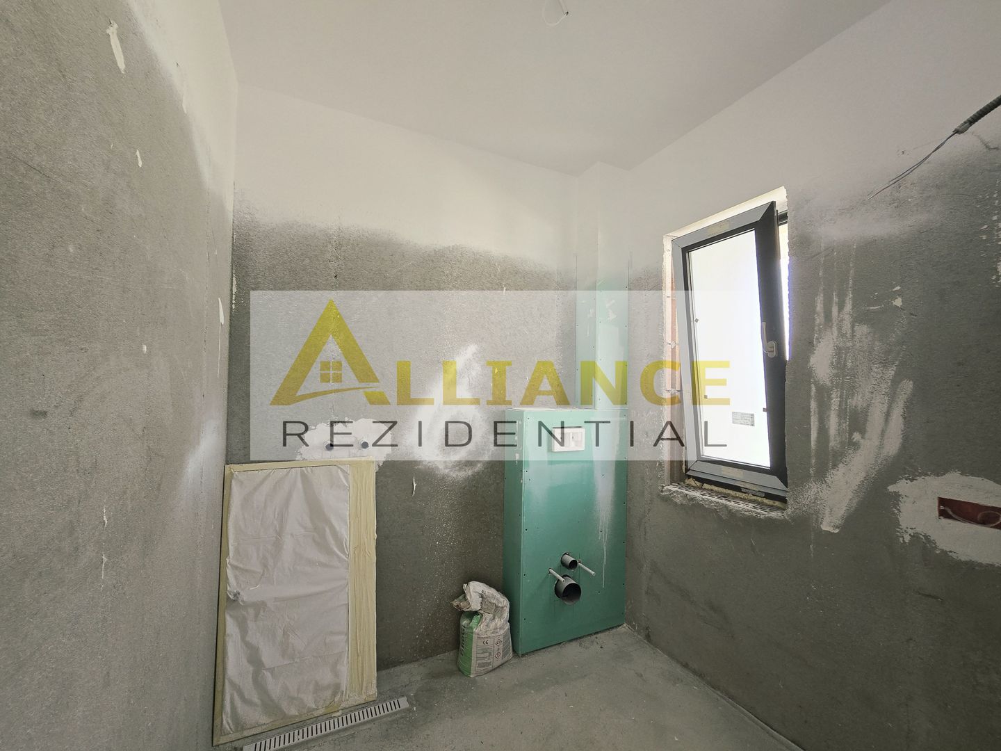 Vila individuala-280m de Lidl-760mp teren-beci-pod-gazon - Poză 3