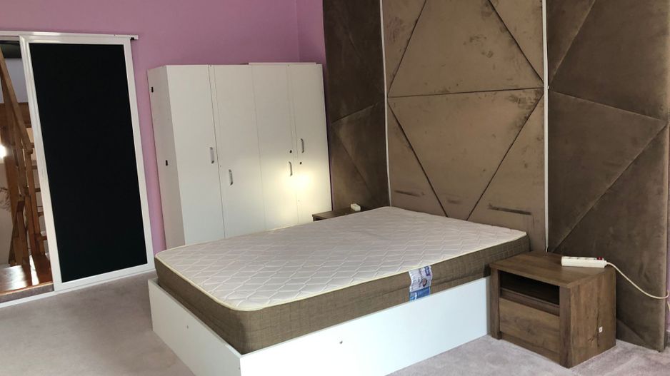 Casa de inchiriat   P+1E+M  - Piata Centrala - Poză 11