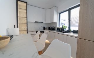 CASA DE VANZARE IN COMUNA BERCENI – 5 CAMERE, PISCINA INCALZITA - Poză 9