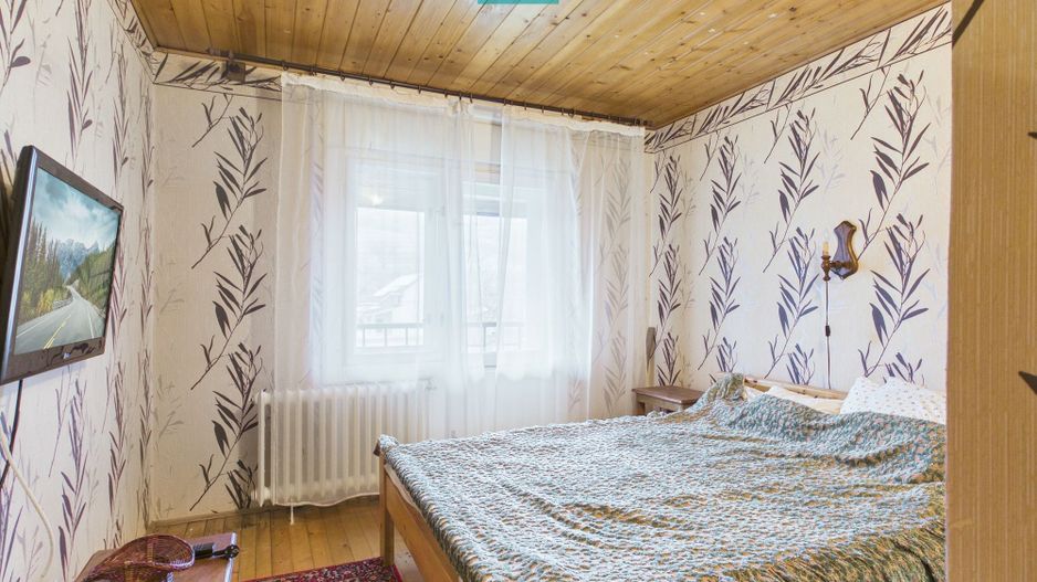 Vilă stil montan, 270 mp, teren 3000 mp - Poză 33