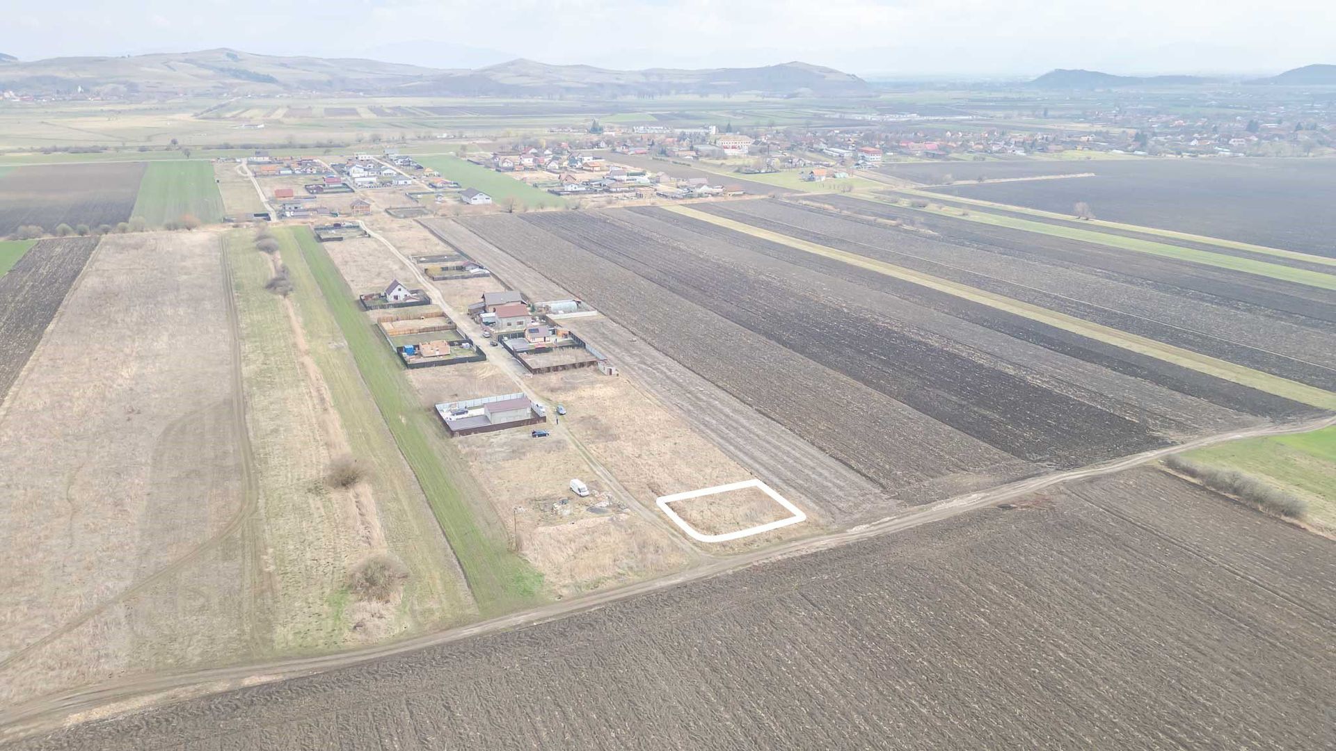 Teren în Bod, 450 mp, Destinație Mixtă Locuințe - Poză 1