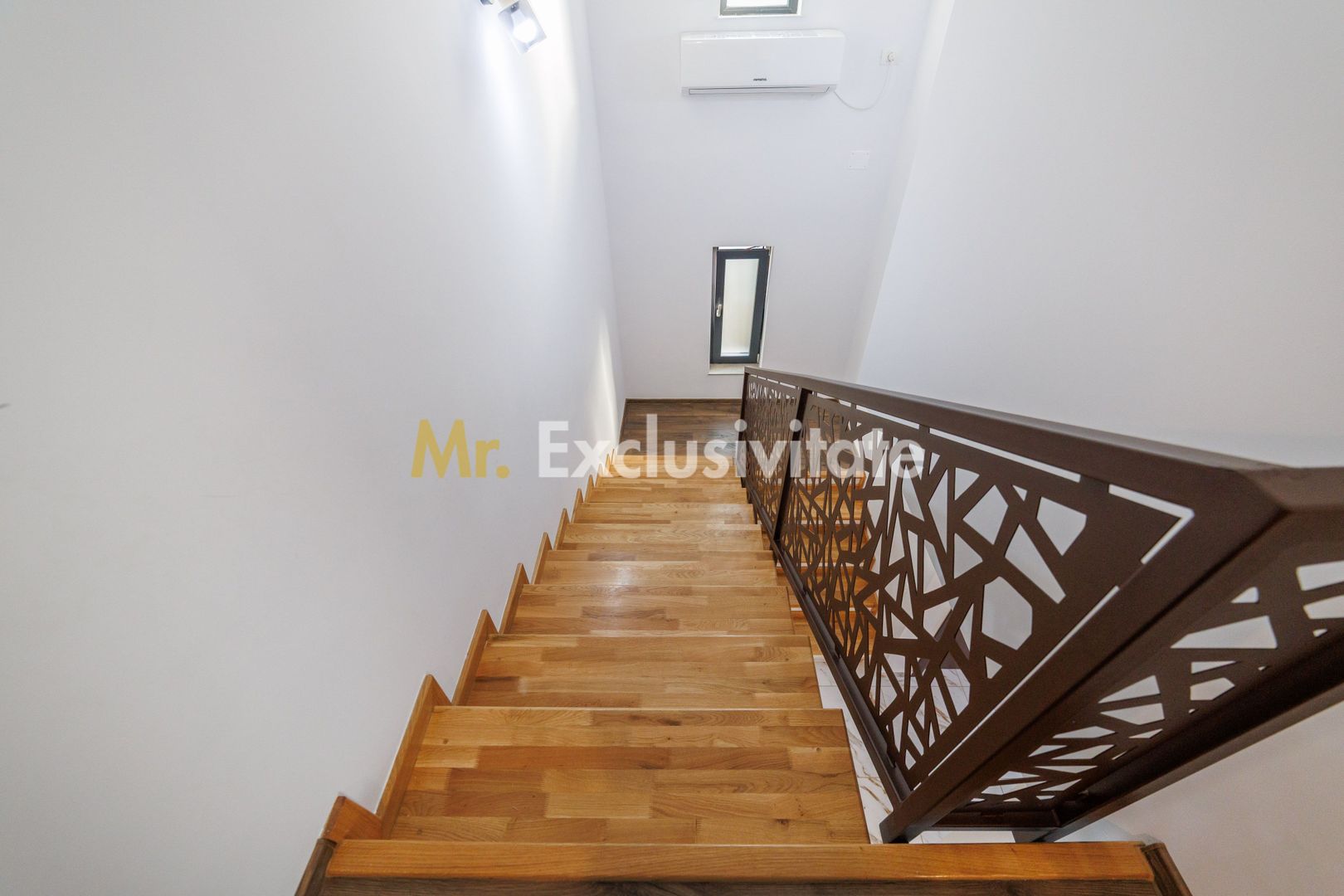 De inchiriat Casa moderna noua in Stefanesti-5 min Pitesti! - Poză 15