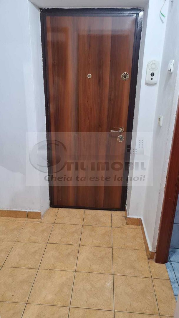 Libera garsoniera de vanzare in Iasi, bd Poitiers, decomandata - Poză 6