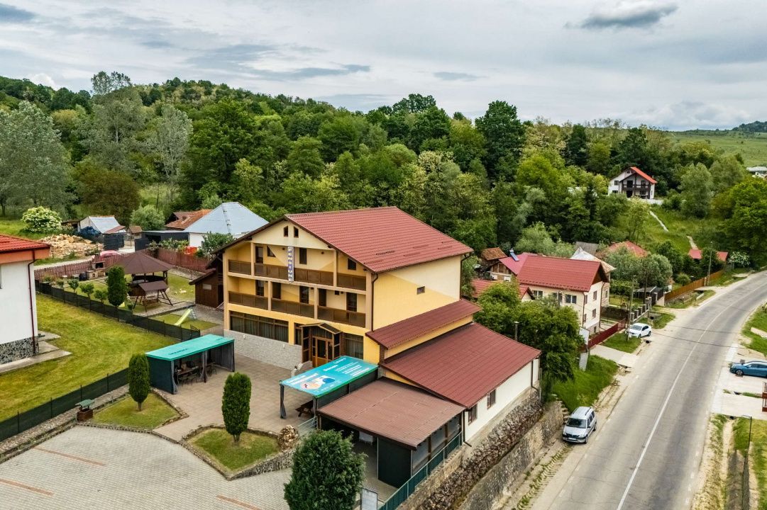 Pensiune 3*** Valea Iasului, Curtea de Arges - Poză 1