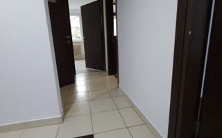 3 Camere Decomandat Renovat Ozana - Poză 5