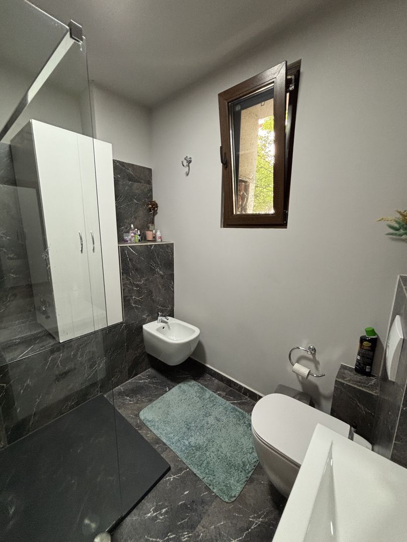 Apartament privat la casa la 5 minute de Piața Victoriei - Poză 41