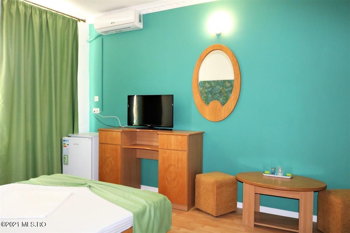 Mamaia Nord - Langa Mare, pensiune la cheie, 11 camere, 9 bai! - Poză 58