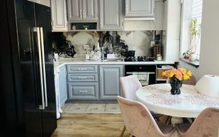 Vanzare apartament deosebit  in zona centrala a localitatii - Poză 5