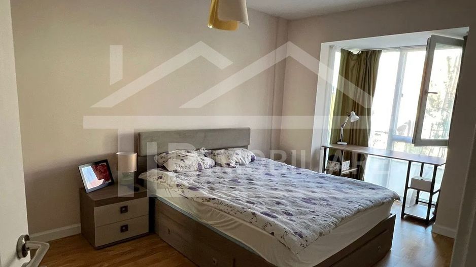 Apartament cu 2 camere, 55mp, Zona Central - Poză 3