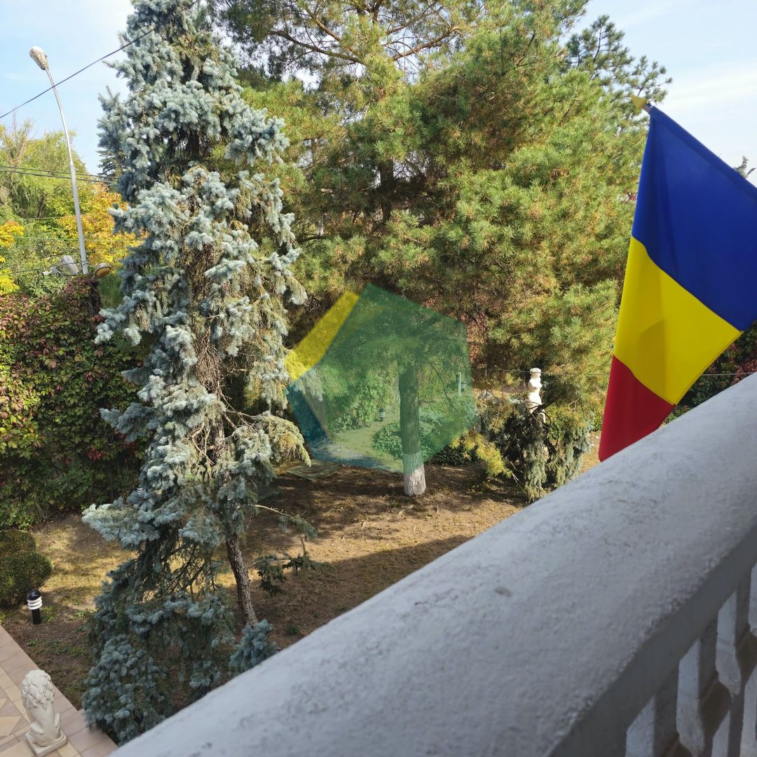 VILĂ IMPRESIONANTĂ CU PARC PRIVAT | 400 mp Construiți | 2.800 mp Teren - Poză 1