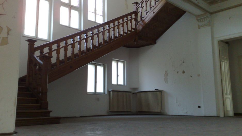 Vila 1000 mp teren 750 Romana Victoriei 16 camere - Poză 9