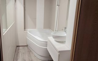 De inchiriat apartament cu 3 camere , Mall Vitan sector3 - Poză 4