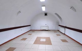 SPAȚIU COMERCIAL OFERIT SPRE ÎNCHIRIERE | ZONĂ ULTRACENTRALĂ - Poză 2