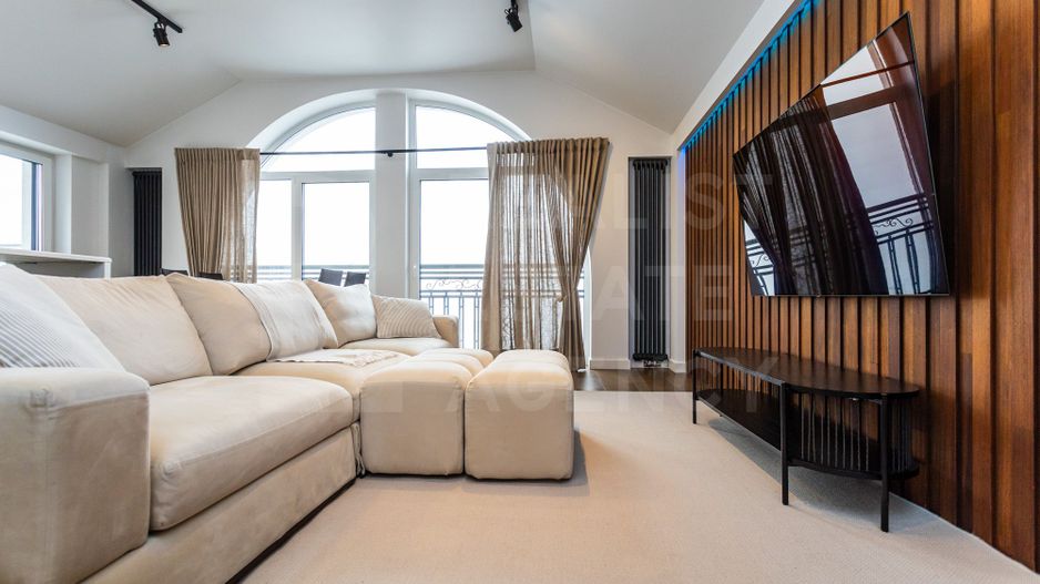 Chirie, apartament 3 camere, strada Alexandru Bernardazzi, Centru - Poză 2