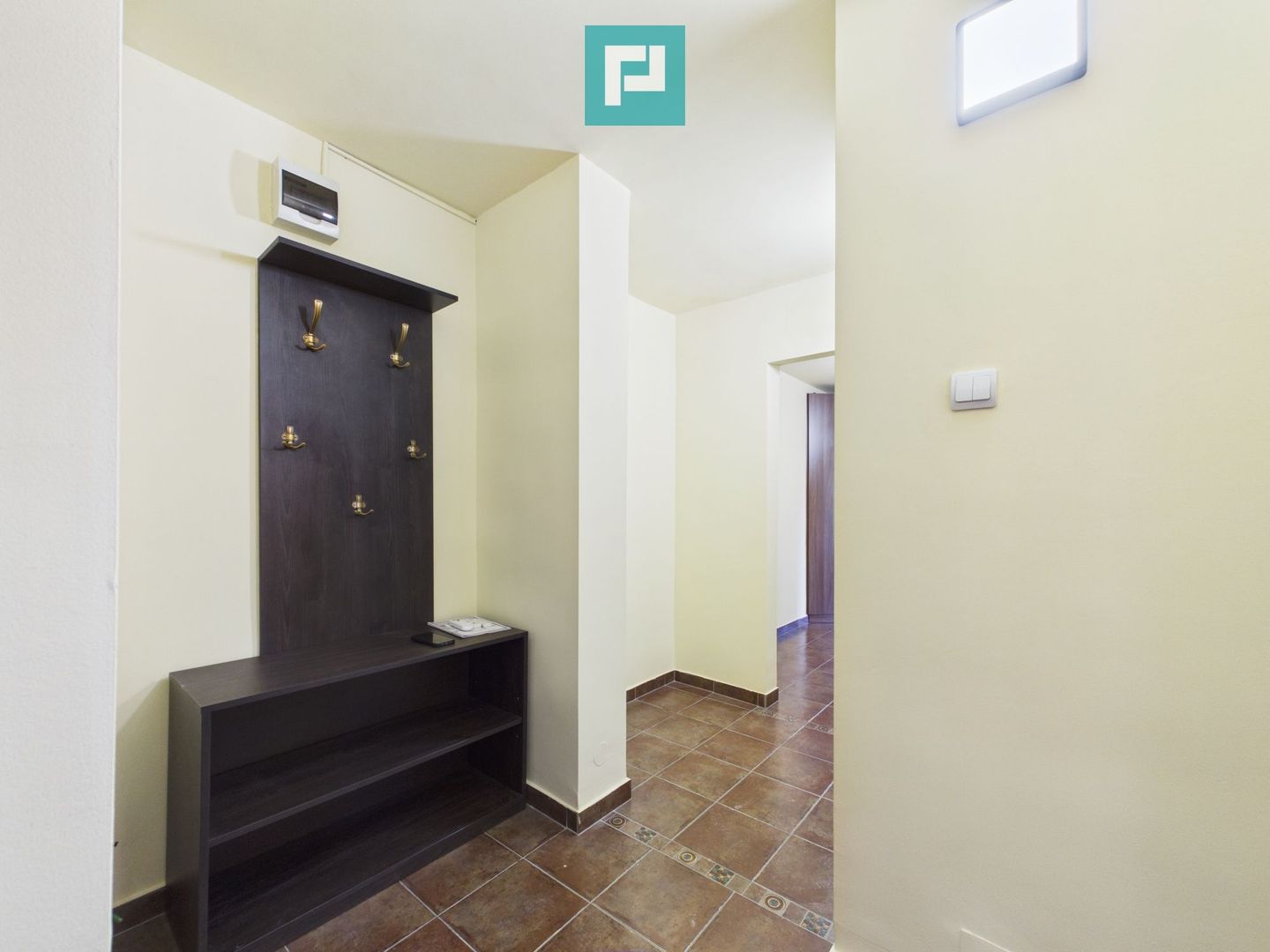 Apartament decomandat cu 3 camere, etaj II,  Alfa - Poză 5