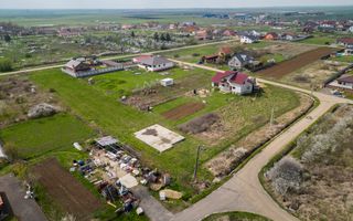 Teren intravilan cu fundație in Frumuseni - Poză 11