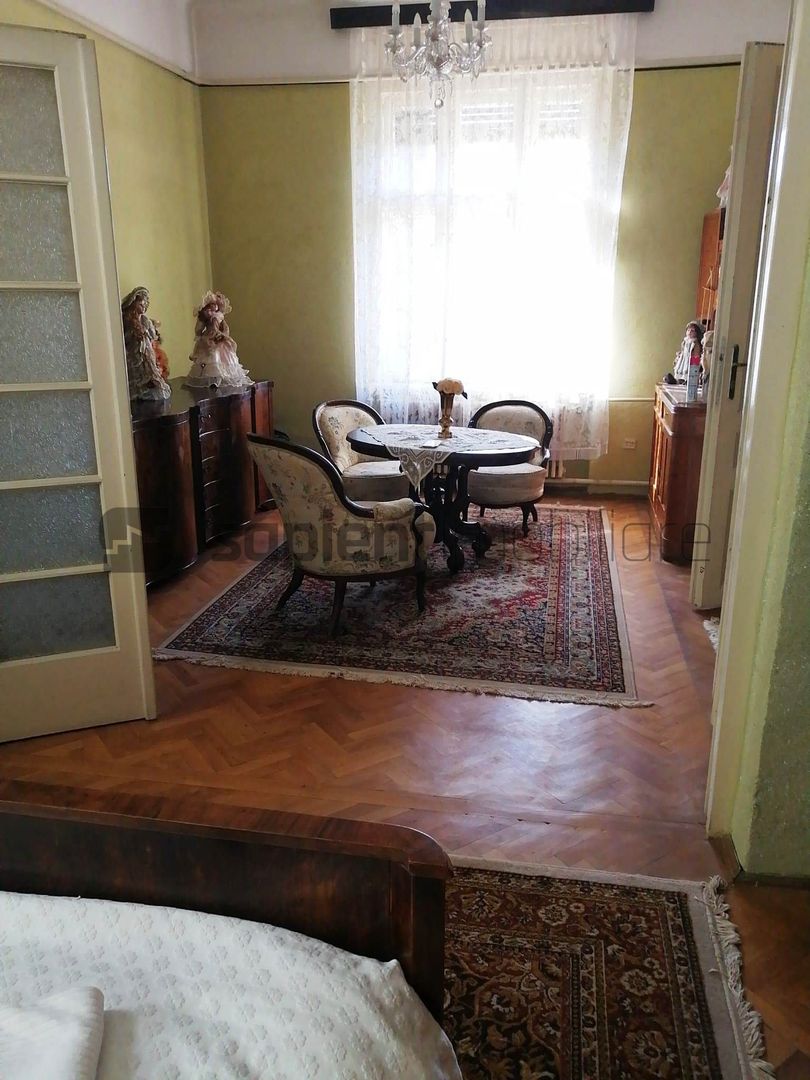 Casa cu 6 camere zona Spitalului judetean - Poză 2