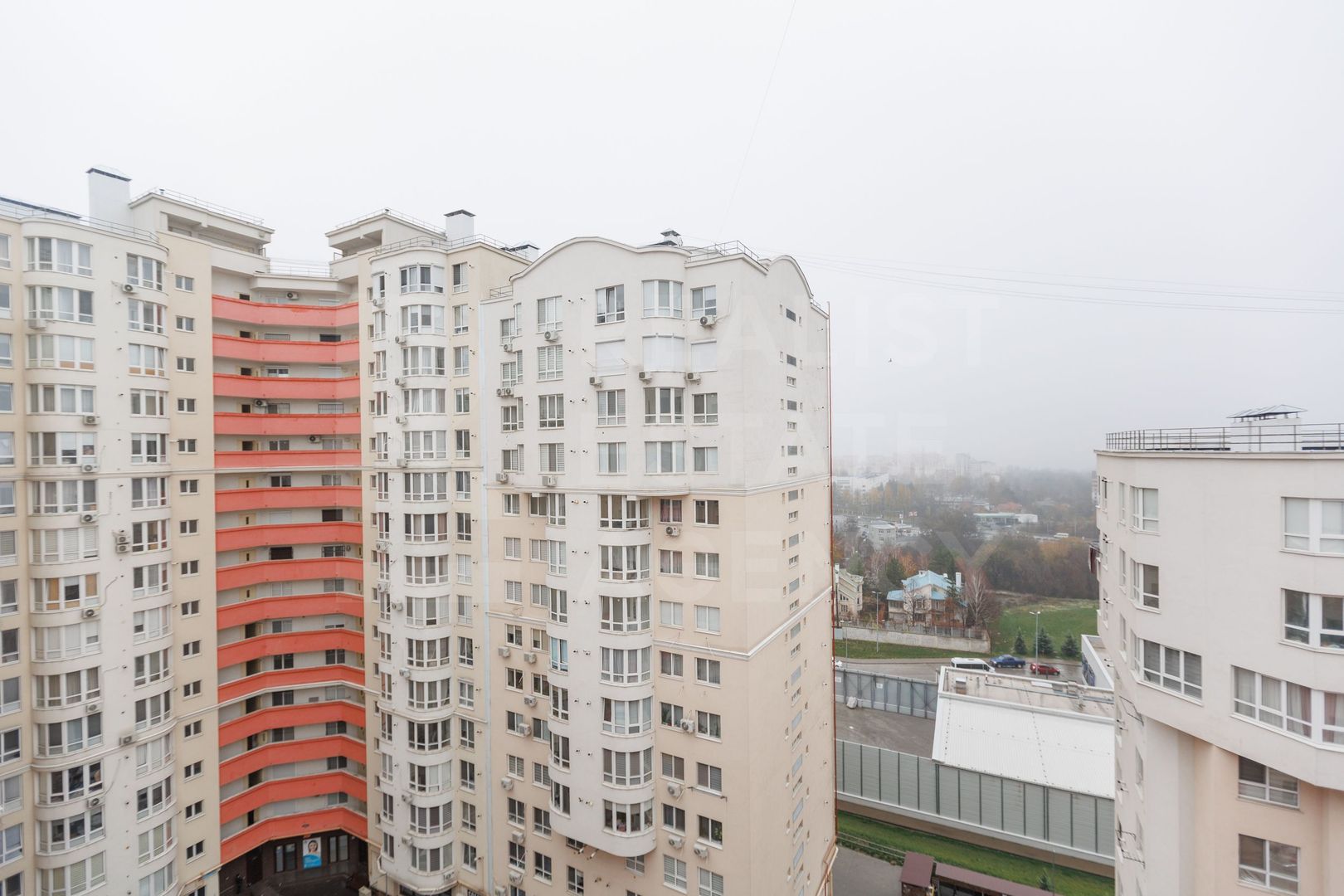 Vânzare, apartament, 4 camere, strada Nicolae Testemițanu, Centru - Poză 1