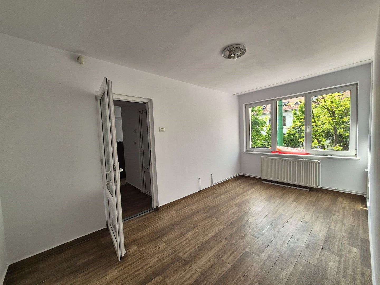 Exclusivitate - Spatiu situat lângă Tribunalul Brașov, 47,6 mp. - Poză 1