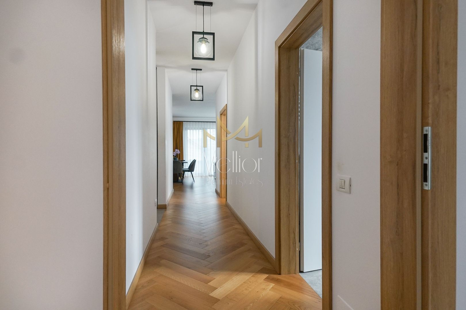 Apartament spatios 3 camere, 2 balcoane, 2 parcari, zona Iulius Mall! - Poză 21