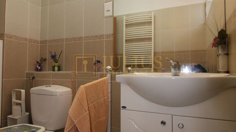 3 camere spatioase, 2 bai, balcon + loc de parcare cu acces controlat - Poză 23