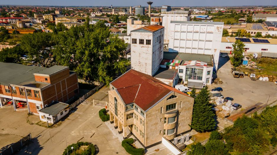 Clădire turn industrială - Poză 3