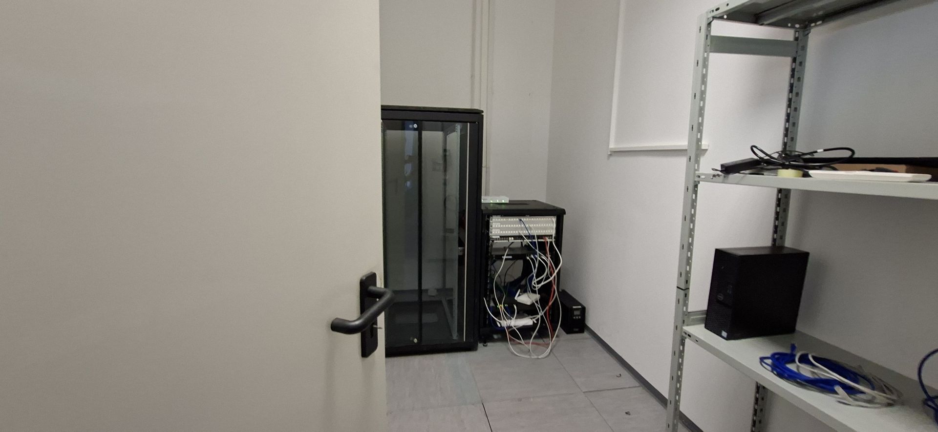 Spatiu pentru birou 258mp - Piata 700 - Poză 19