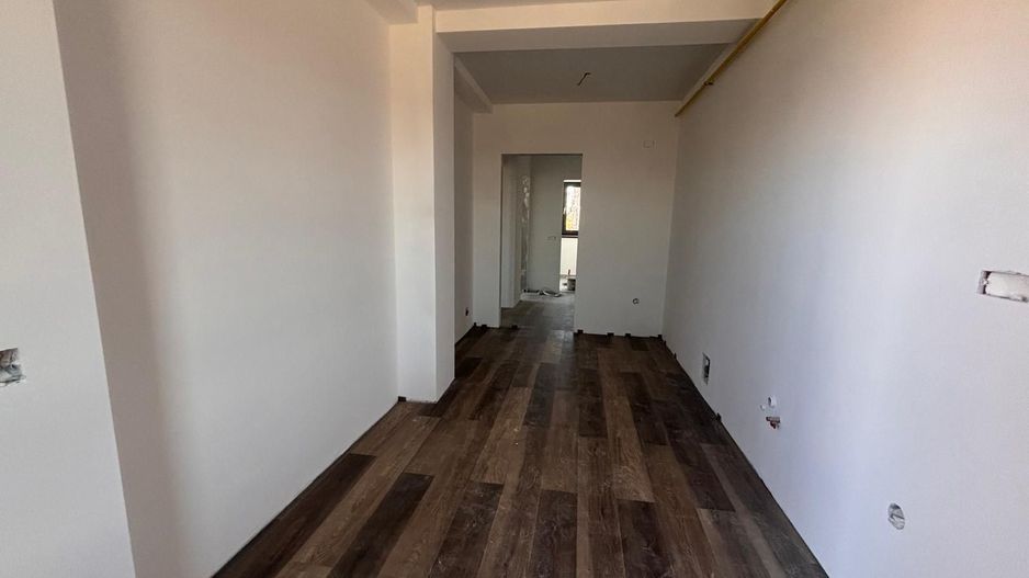 Apartament 3 camere, parter, 70 mp util - Micro 17 - Poză 11