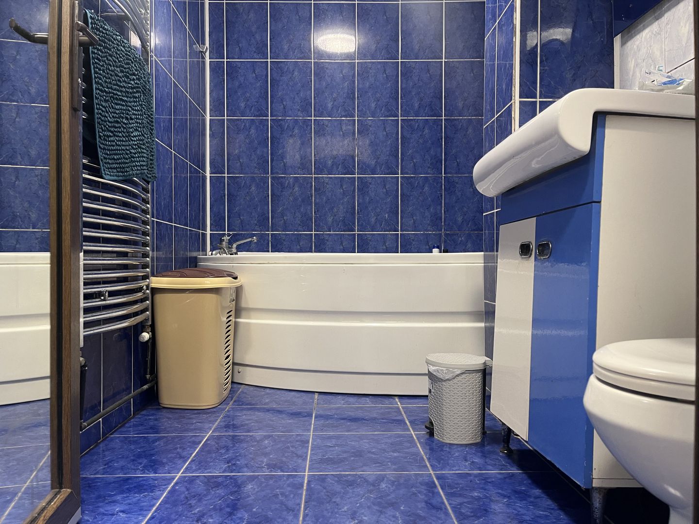 Aproape de Cantacuzino! Vânzare apartament cu 2 camere în Târgoviște! - Poză 11