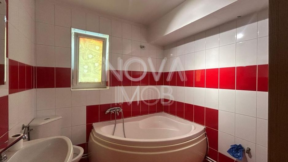 Apartament 2 camere cu pod , zona Strand II - Poză 5