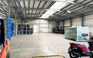 De Inchiriat Hala industria- PREMIUM – 720 mp, Arad | Doc, rampă TIR - Poză 6