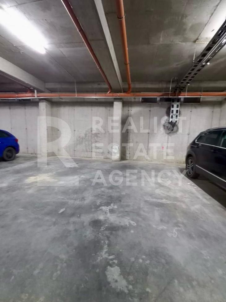 Apartament cu 3 camere – 13 Decembrie,  Coresi la 5 minute pe jos. - Poză 17