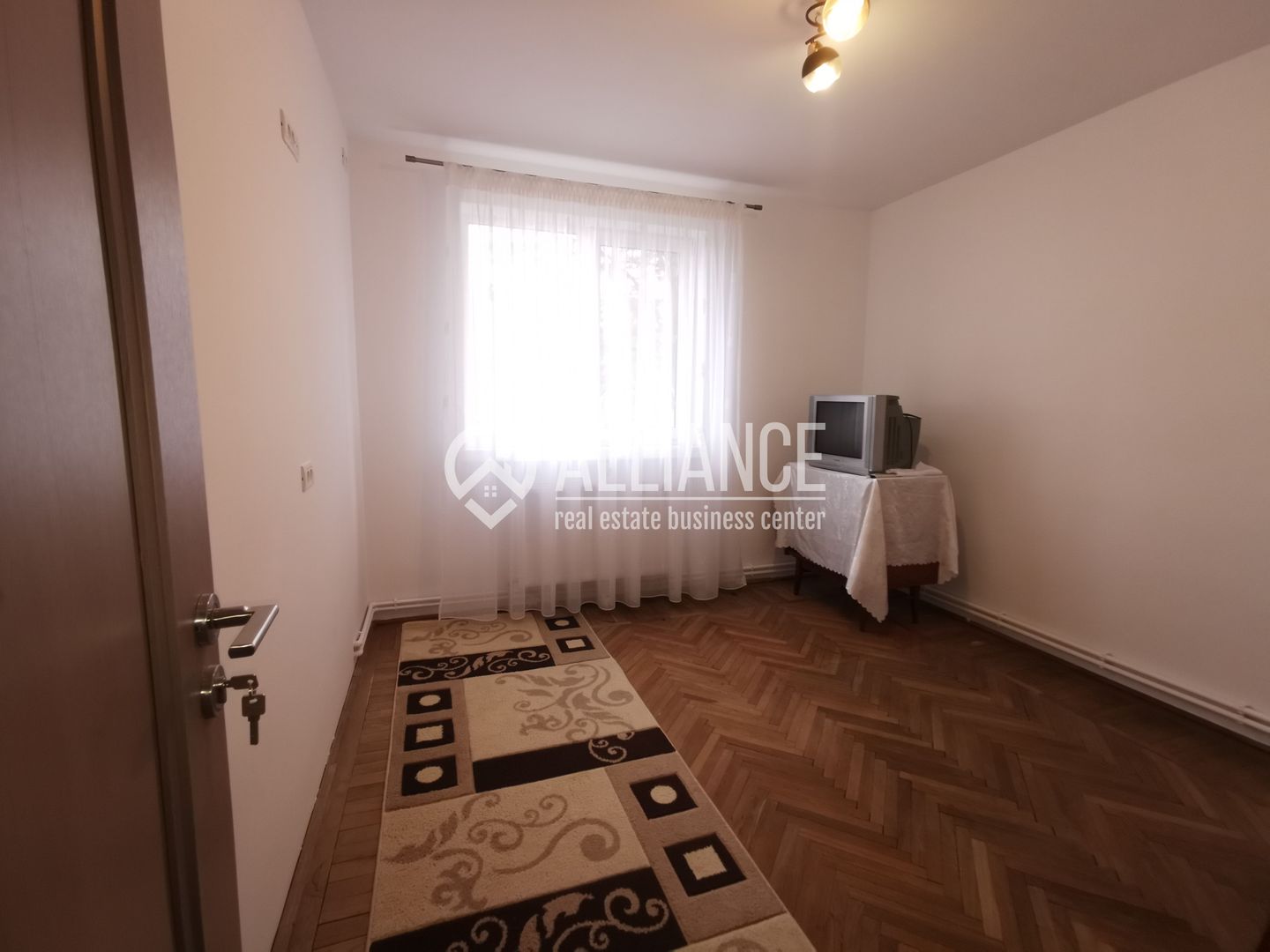 Zona Delfinariu ( COD 06)apartament cu 2 camere termen lung - Poză 2