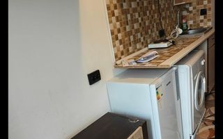 Cameră de cămin închiriată, Bularga, 12 mp, cu grup sanitar propriu - Poză 2