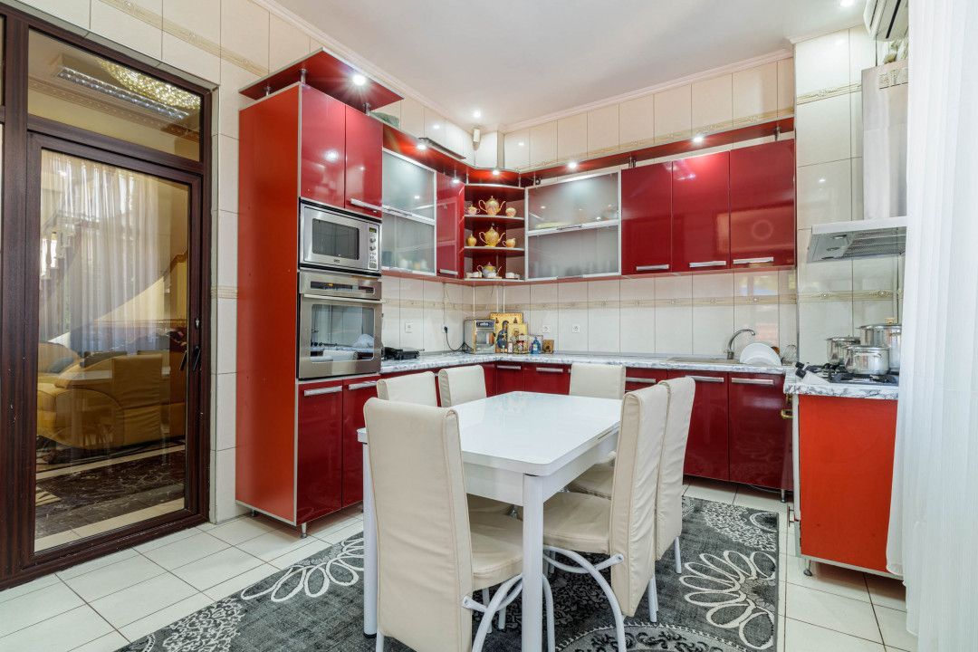 Locuință spectaculoasă cu potențial de business – 730 mp, sector 2 - Poză 4