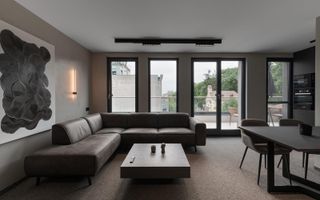 Apartament ultrafinisat la cheie, zona centrala - Poză 1