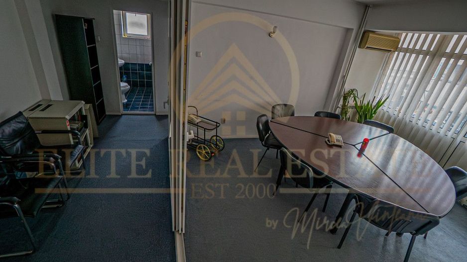 Ultracentral - Apartament cu 7 camere situat la etaj 1 , vedere bilaterală. - Poză 5