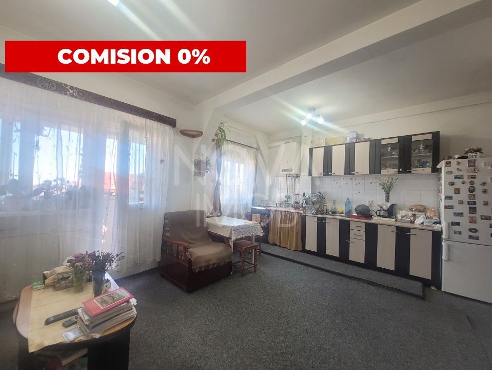 Apartament tip mansarda cu balcon, mobilat-utilat, Valea Aurie - Poză 1