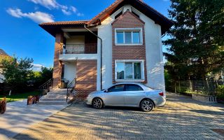 Vânzare Casă  D+P+E - 230 m.p. - Bucium - Poză 4