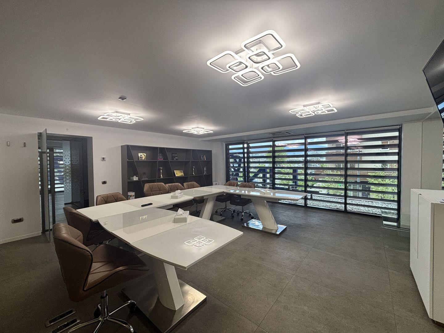 Spațiu de birouri 140 m² de închiriat –– proiect Urban Tractorul - Poză 1