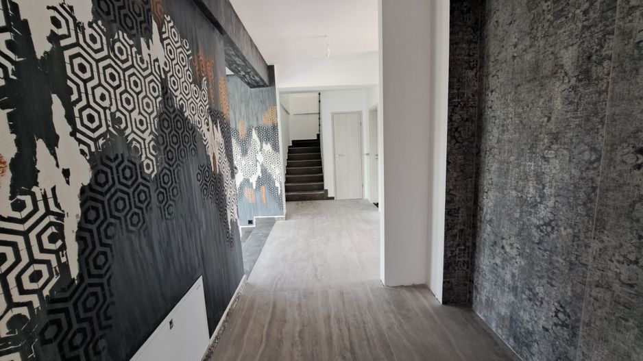 Vilă modernă premium cu piscină interioară, teren 1200 mp și panoramă - Poză 25